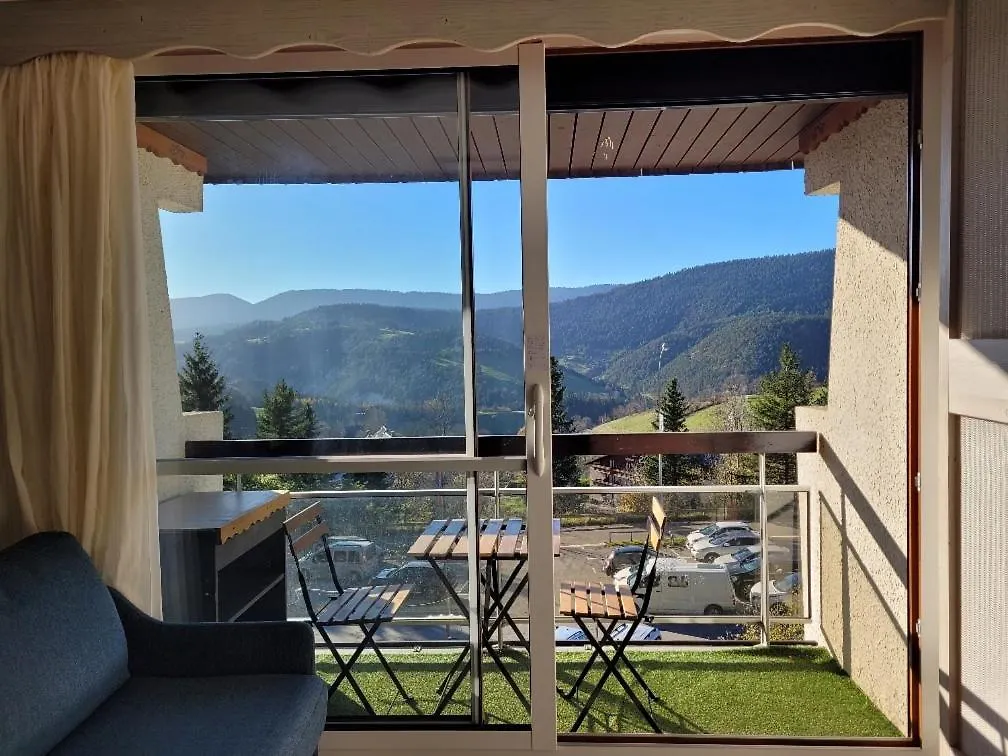 Studio refait à neuf avec balcon Ouest Résidence Le Galaxie Villard-de-Lans